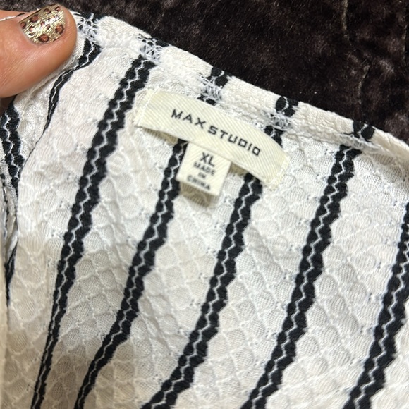 Dress - Picture 5 of 5